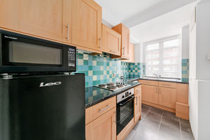 Photo 7- click for photo gallery